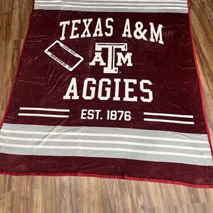 Texas A&M Aggies Blanket and License Plate Cover